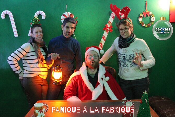 The "Panic at the Factory" room - Setting the Scene: A Christmas Toy Factory in Perpignan