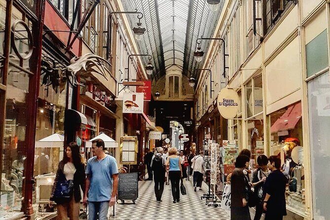 The Paris of the Parisians - Exploring the Hidden Sides of Paris: A Deep Dive into the Tour