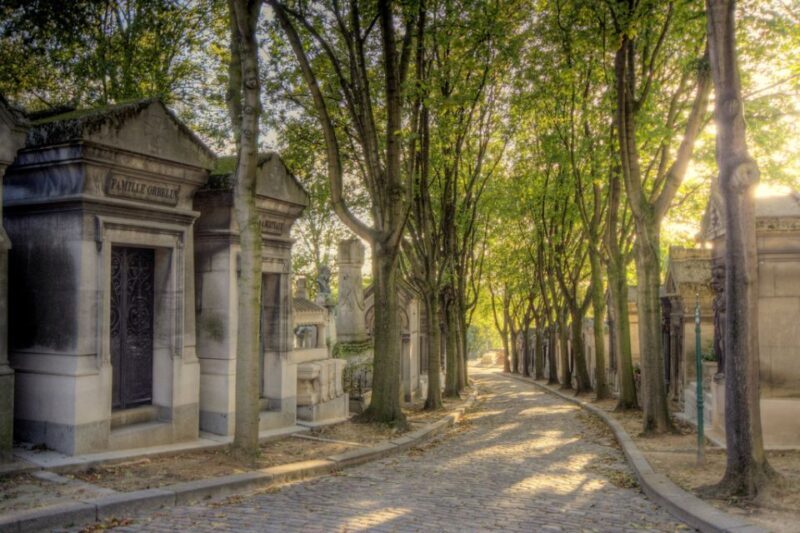 The Père Lachaise Cemetery: Guided 2-Hour Small-Group Tour - Who Is This Tour Best For?