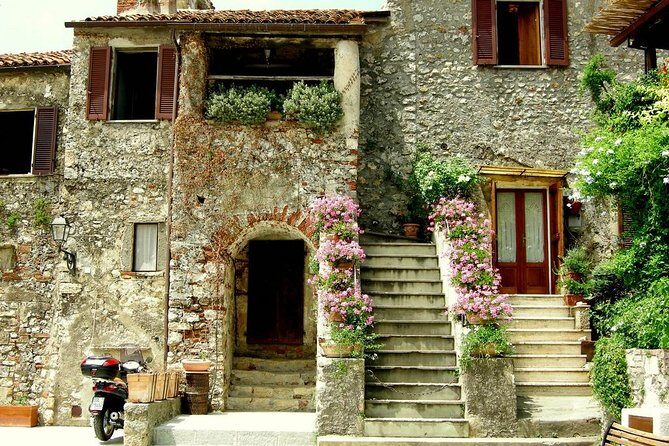 The place of dreams: the Tarot Garden w/Wine tasting - In The Sum Up: Who Will Love This Tour?