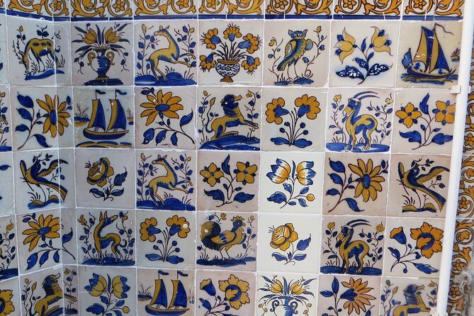 The Portuguese Tiles - Alcôa Pastry Shop