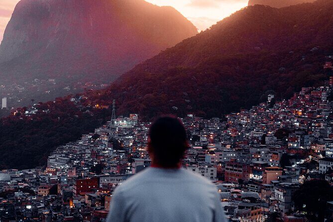 The real life behind the word favela - Key Points