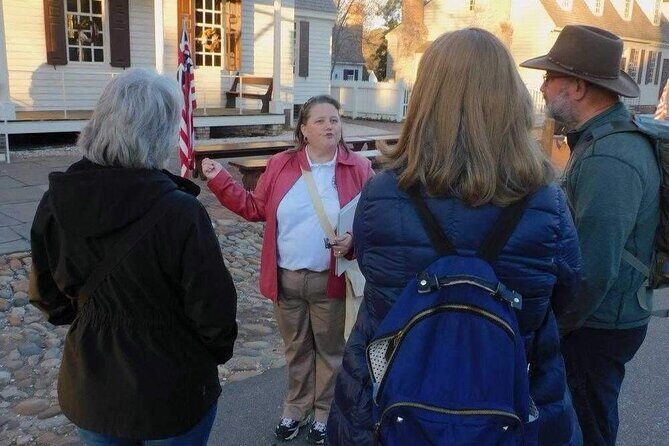 The Reverend and the Millionaire - Key Points