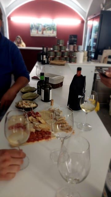 The Roman Tour & Wine tasting. - Key Points