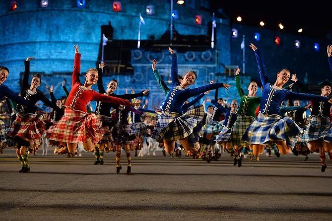 The Royal Military Tattoo Edinburgh City Tour Rosslyn Chapel and Dinner - Transportation and Group Size
