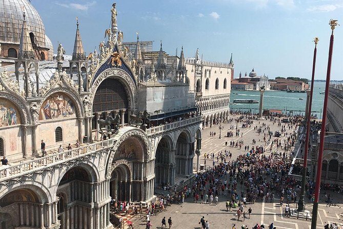 The sacred meets the prophane (free tour to Murano included) - PRIVATE - The Sum Up