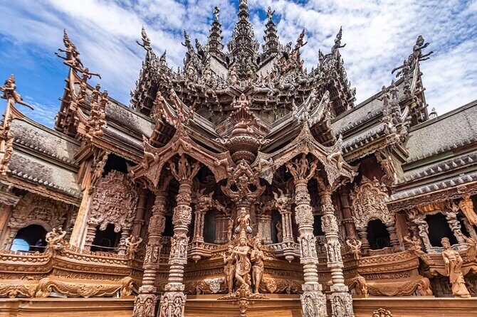 The Sanctuary of Truth Tickets in Pattaya - Welcome to the Sanctuary of Truth: An Artistic and Cultural Marvel in Pattaya