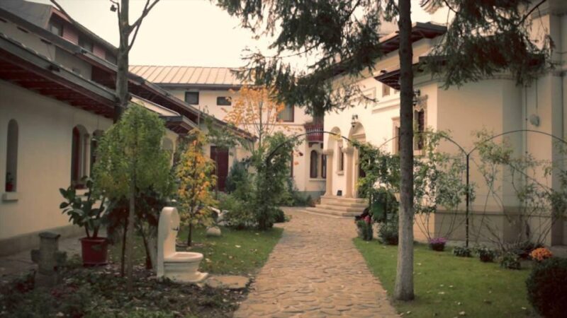 The secret Bucharest - half day walking tour - Who Is This Tour Perfect For?