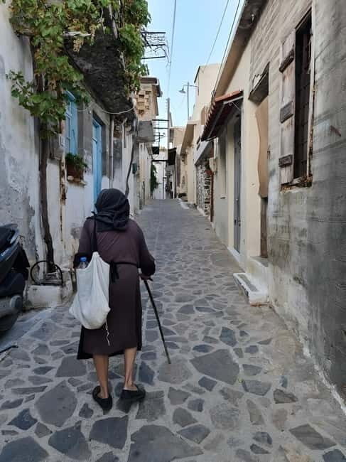 The selective food tour Feel like local from Heraklion - FAQs