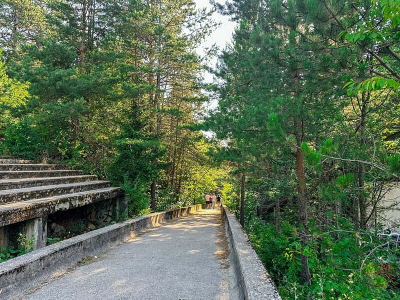 The spirit of the Winter Olympics | Hike along the bobsleigh track - The Sum Up