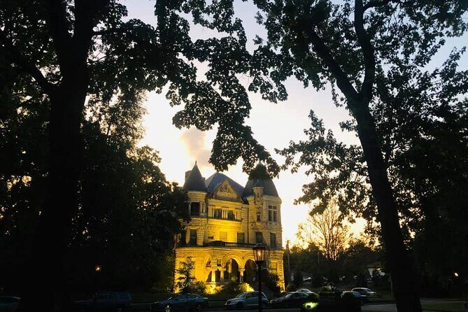 The Supernatural Paranormal Buff Walking Tour - Key Points