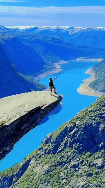 The Three Crowns of Norway 5-Day Private Hiking Tour Package - Key Points