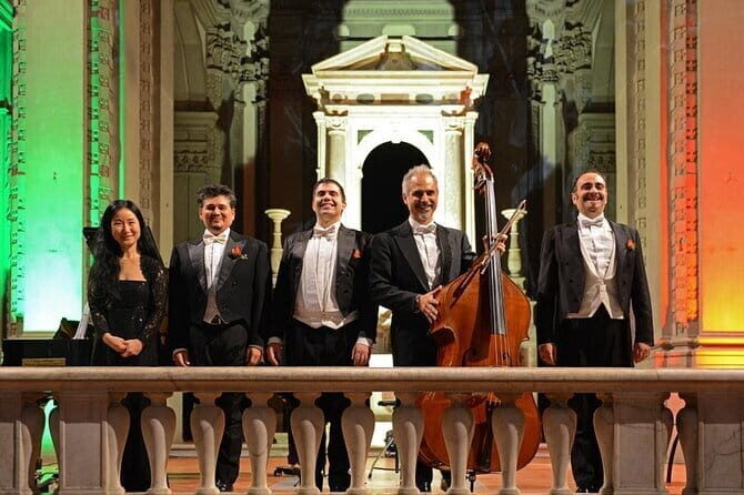 The Three Tenors at Santa Croce - Discovering The Three Tenors at Santa Croce: An Authentic Opera Experience in Florence