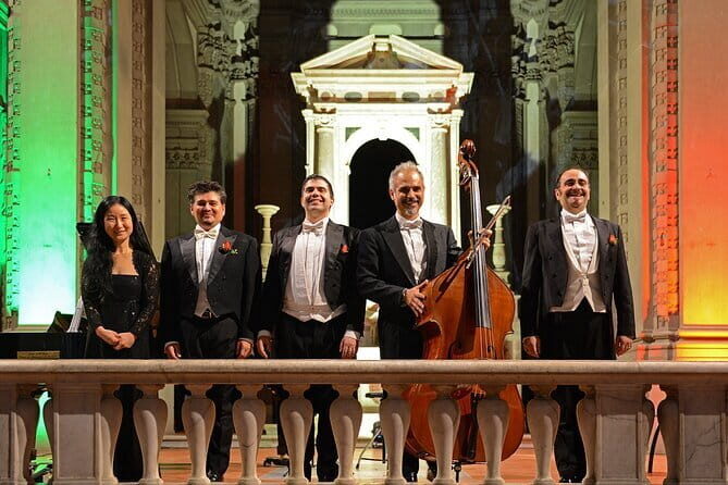 The Three Tenors in Concert Nessun Dorma - Experience the Three Tenors in Florence: An Authentic Musical Night