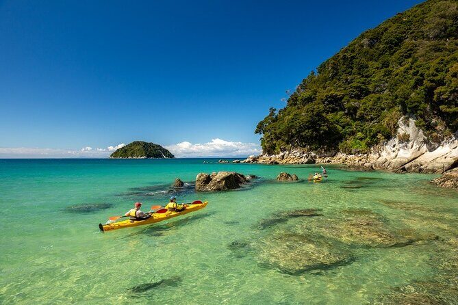 The Two Gods - Guided Kayak & Unguided Walk - New Zealand - An In-Depth Look at the Experience