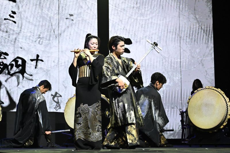 The ultimate entertainment experience lighting up Kyotos night. DRUM TAO Live Wadaiko Drum Show - Fitting the show into a Kyoto evening