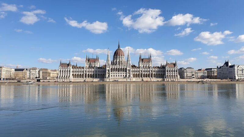 The Ultimate Private Kickstart Tour of Budapest - FAQ
