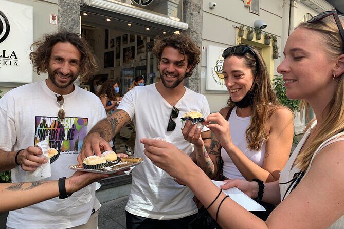 The Unfiltered Street Food & Market Tour of Naples (by Streaty) - Walking Through the Spanish Quarter: Neighborhood Vibes