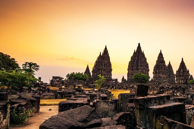 The Uniqueness of Borobudur and Prambanan Temples - Exploring Borobudur and Prambanan: An In-Depth Review