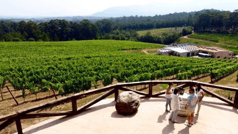 The Valmiñor viewpoint - Practical Details and Considerations