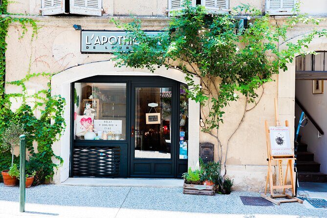 The wines of the Luberon, the Château de Lourmarin & Bastide du Laval olive oil - A Deep Dive into the Provence Experience