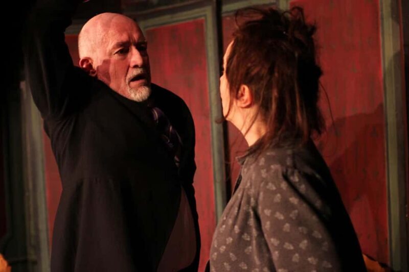 Theatre in Paris: The Lesson (La leçon) - Exploring The Lesson at Théâtre de la Huchette: A Closer Look