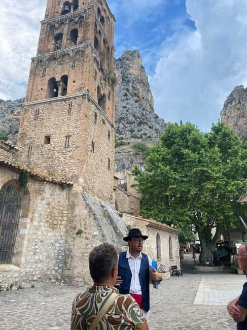 Theatrical tour: Moustiers in the time of Marcel Provence - Key Points