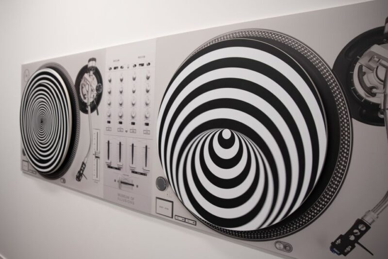 Thessaloniki: Museum of Illusions Admission Ticket - Final Thoughts