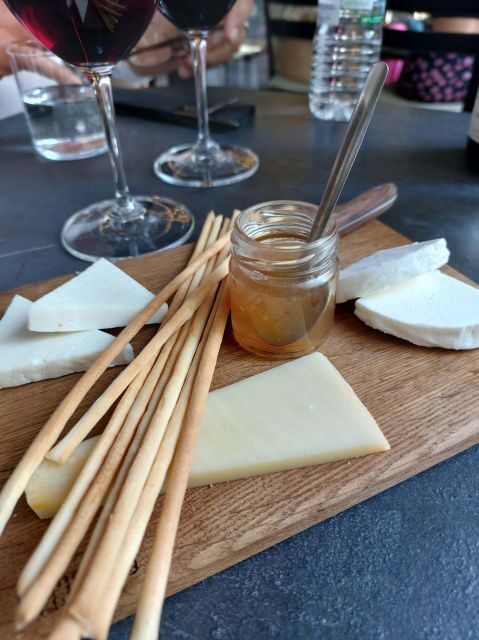 Thessaloniki: Small-Group Wine Tasting Tour with Appetizers - Who Is This Tour Best For?