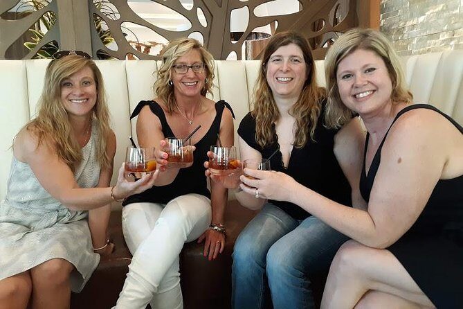 Thirsty Thursdays Tour (cocktails and appetizers) - An In-Depth Look at the Thirsty Thursdays Tour