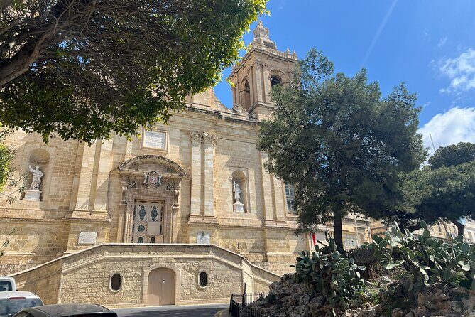 Three cities walking tour incl. entrance to Inquisitor's palace - Potential Drawbacks and Considerations