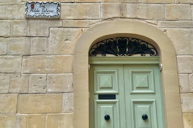 Three cities walking tour incl. entrance to Inquisitor's palace - Who Would Enjoy This Tour?