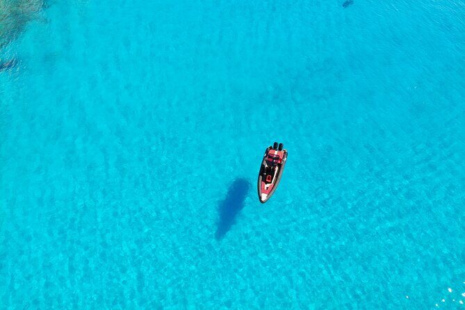Three Greek Islands Full-Day Private Luxury Boat Tour - The Experience Begins: Setting Sail from Milos