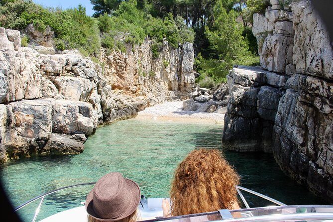 Three Island Cruise Tour Featuring the Blue Lagoon and Solta - Who Will Love This Tour?