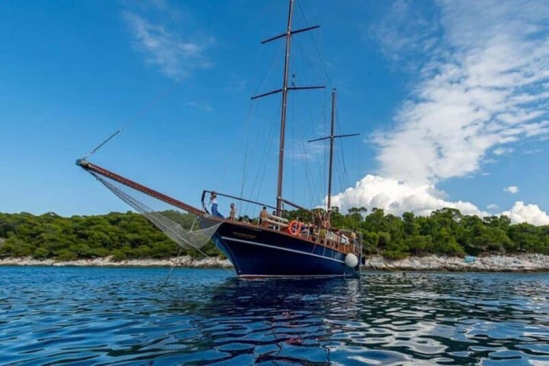 Three Islands Cruise Hidden Gems of the Saronic Gulf - Who Would Love This Tour?