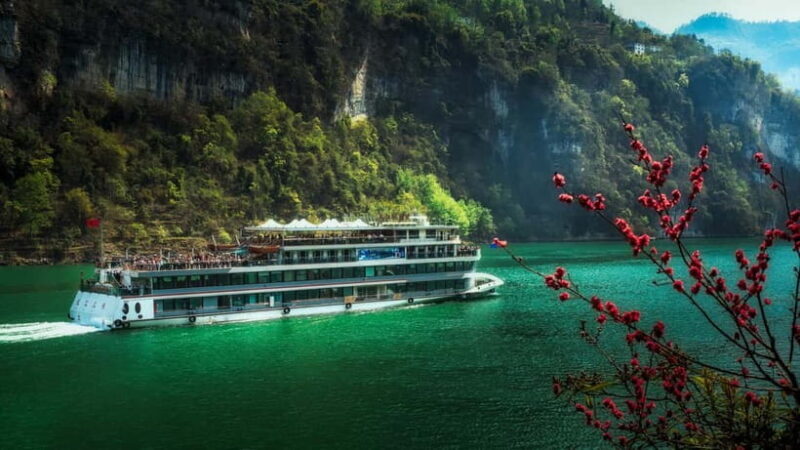 TianSheng Three Bridges + Longshui Gorge/Fairy Mountain - Your Choice: Longshui Gorge or Fairy Mountain