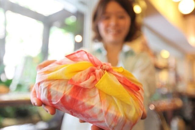 Tie-Dyeing Workshop by Yu Kobo Osaka Umeda - Drying time and taking your work home