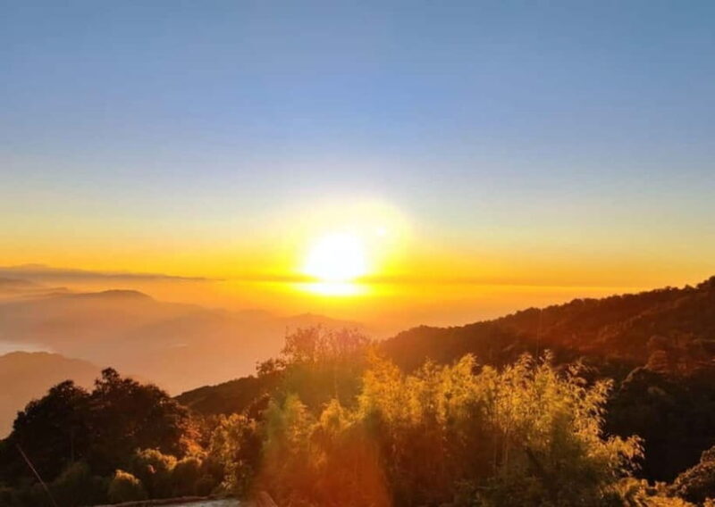 Tiger Hill Sunrise and Hiking Tour from Darjeeling - What Makes This Tour Stand Out?