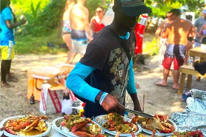 Tiki Pon Da Sea Cruise to Booby Cay with Lunch from Negril - The Details of the Tiki Pon Da Sea Cruise Experience