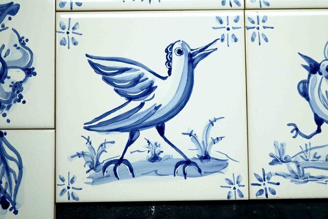 Tile painting workshop in the Algarve - Key Points