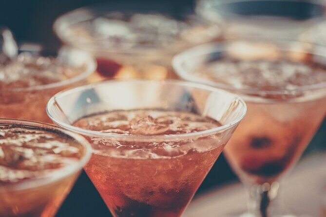 Till Death Do Us Part A Haunted Pub Crawl for the Broken Hearted - A Haunted Love Story Tour in Savannah: "Till Death Do Us Part" Pub Crawl