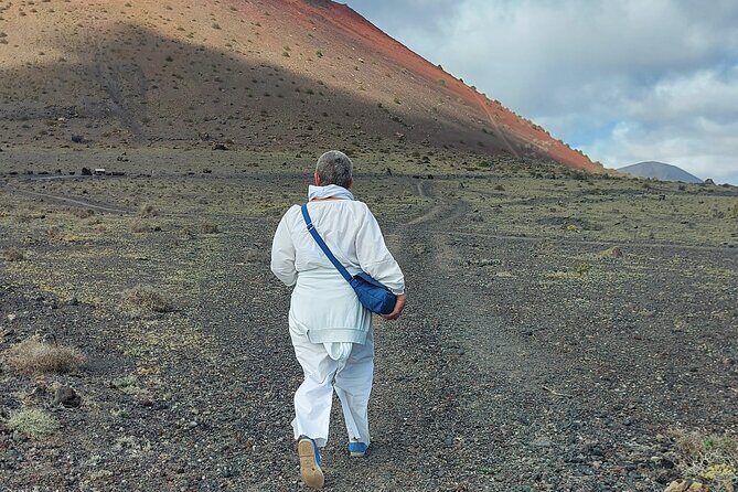 Timanfaya National Park Trekking with a Typical Canarian Snack - What Reviewers Say: Authentic Praise