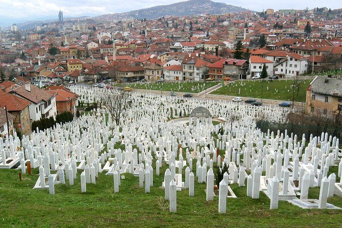 Times of Misfortune - Life Under Siege and the Tunnel of Hope - The Sum Up