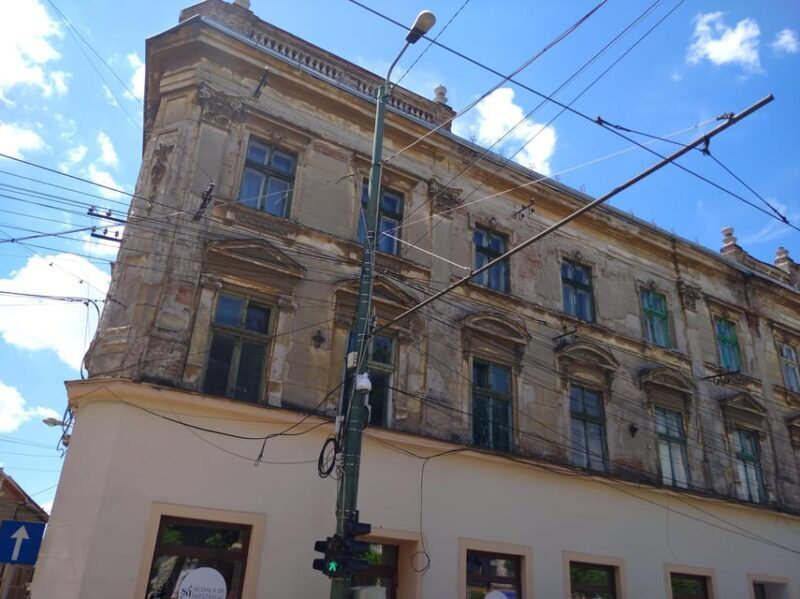 Timisoara: Dream Tour in Fabric Neighborhood - Podul Decebal: The Entrance Gateway