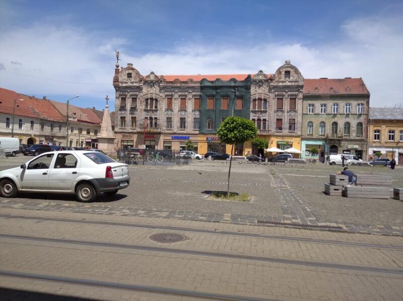 Timisoara: Dream Tour in Fabric Neighborhood - The Fosta Sinagog Fabric: A Window into the Past