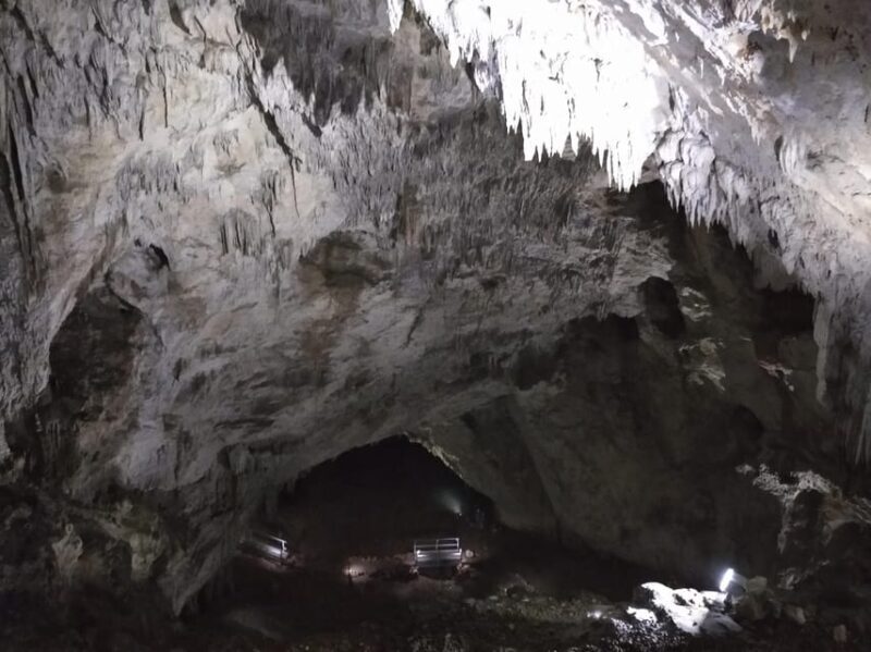 Timisoara: Oradea City Tour and Trip to Apuseni Caves - Is This Tour Right for You?