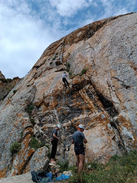 Tinos: Exomvourgo Hill Rock Climbing Experience - Discovering Tinos’ Exomvourgo Hill: A Practical Review
