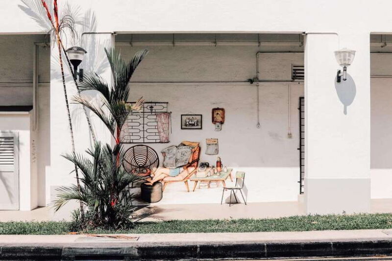 Tiong Bahru: Explore Singapore's Oldest Estate (Mandarin ) - The Heart of the Tour: A Walk Through Time and Taste