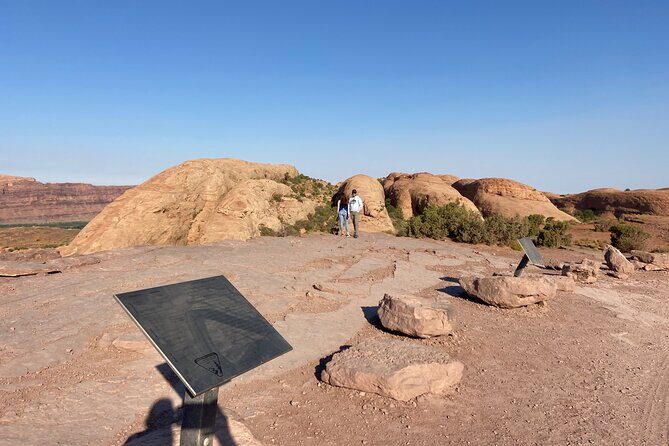Tip Toe Through Hell Private 4WD Guided Jeep Experience in Moab - Tip Toe Through Hell Private 4WD Guided Jeep Experience in Moab