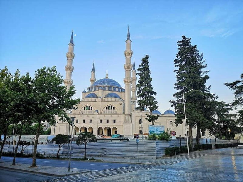 Tirana: 2 Hour Guided Hidden Treasures Sightseeing Tour - Exploring Tirana in Two Hours: What to Expect